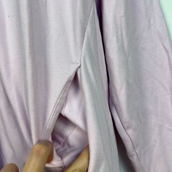 Fabletics V Neck Sweatshirt Pullover Top w Pockets Baby Pink Athleisure size M - Picture 5 of 10